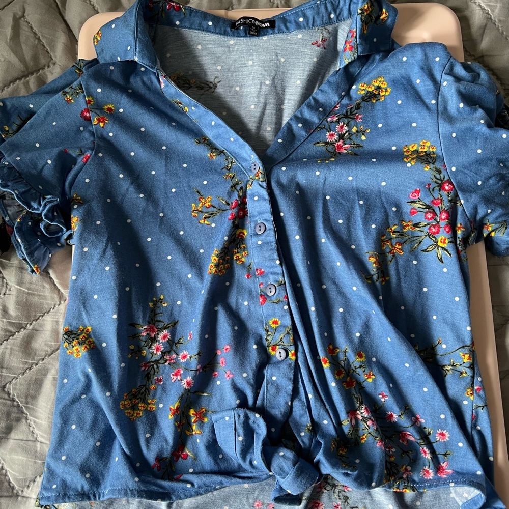 Fashion Nova summer shirt
